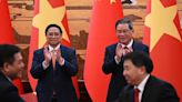 Chinese Premier Li Qiang meets Vietnamese counterpart to promote cooperation