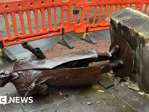 Victoria Wood statue in Bury hometown toppled in car crash