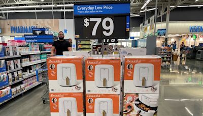 Los compradores de EE UU seguirán gastando en los antojos de Walmart