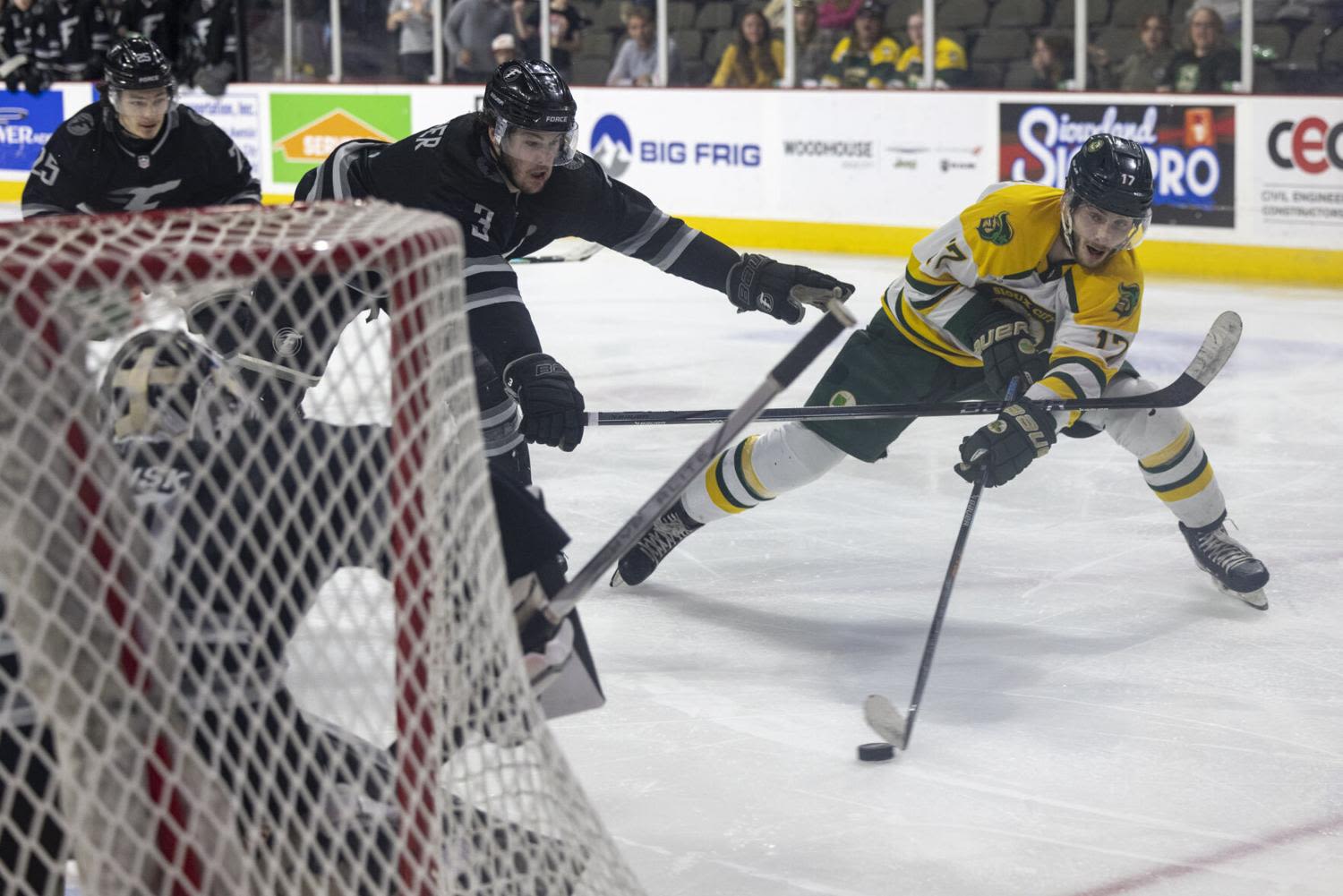 USHL playoffs: Musketeers takes 2-1 lead over Fargo in Western finals