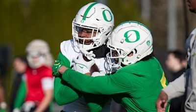 Oregon Spring Football Game Player To Watch: Rising Star Kobe Savage