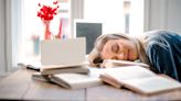 Desde mejorar la atención y la creatividad, estos son los beneficios de la siesta