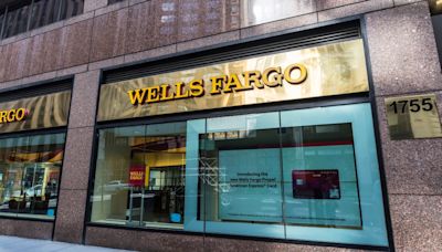 Wells Fargo's Anti-Money Laundering Compliance: Analysts See Minimal Impact on Growth Despite Regulatory Hurdles