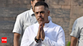 'If Priyanka wins from Wayanad...': Husband Robert Vadra's reaction on Congress's decision | Kozhikode News - Times of India