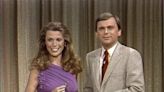 Vanna White sends tearful farewell to Pat Sajak on 'Wheel of Fortune': 'I love you, Pat!'