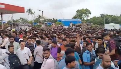 Stampede-Like Situation As 25K Job Seekers Turn Up For Air India Vacancies In Mumbai; Video Goes Viral
