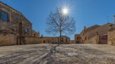 Este es el pueblo medieval mejor conservado del mundo y está en España