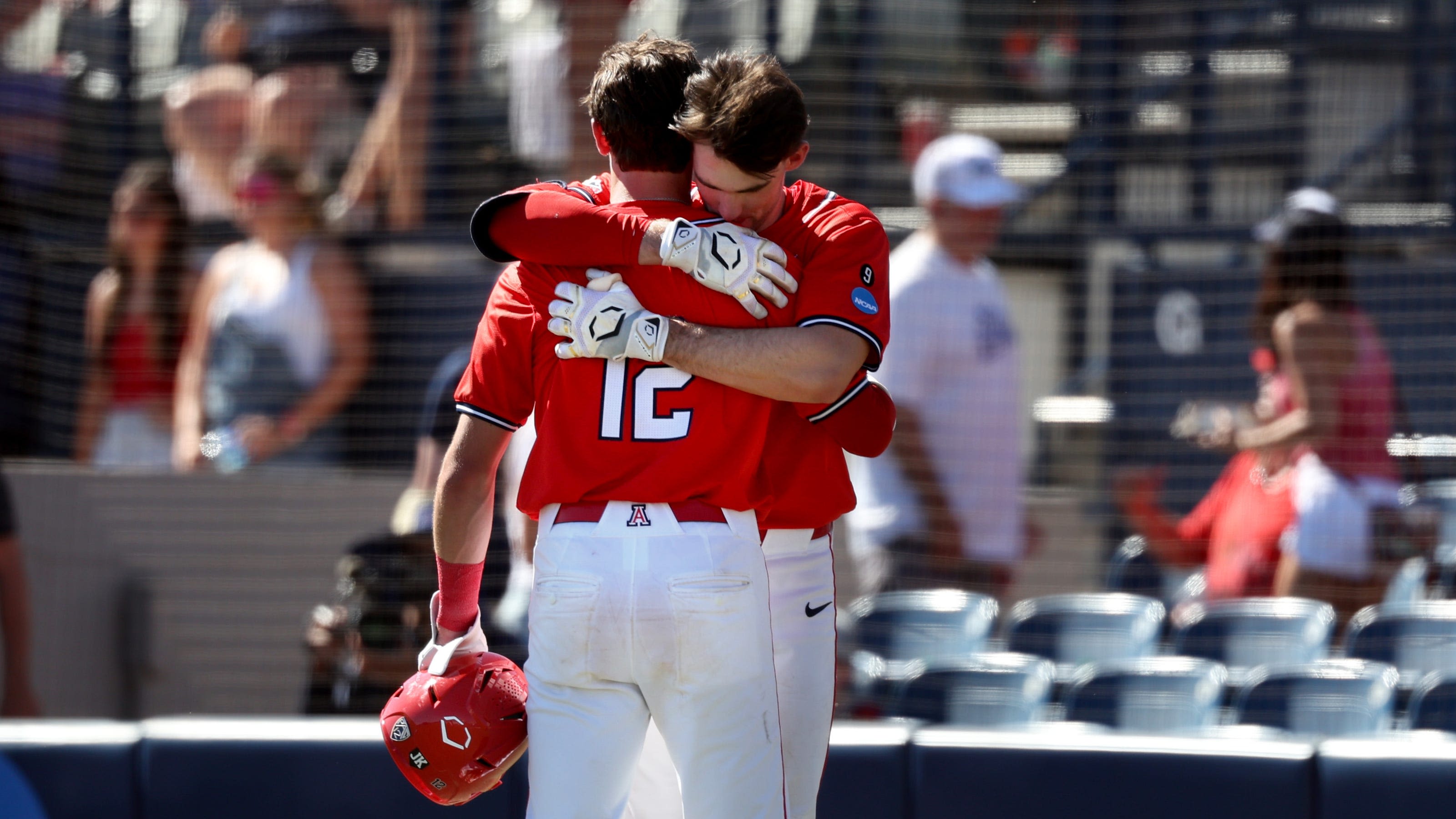 Arizona baseball coach Chip Hale under fire after 'embarrassing' NCAA regional performance