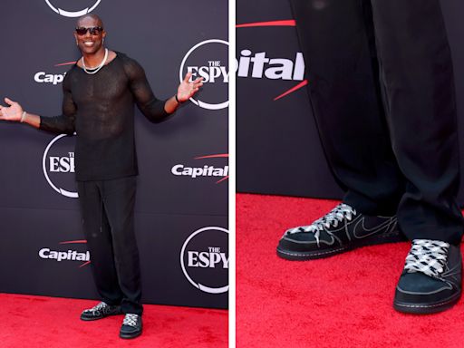 Terrell Owens Wears Travis Scott’s Air Jordan 1 Low ‘Phantom’ Sneaker to the ESPYs