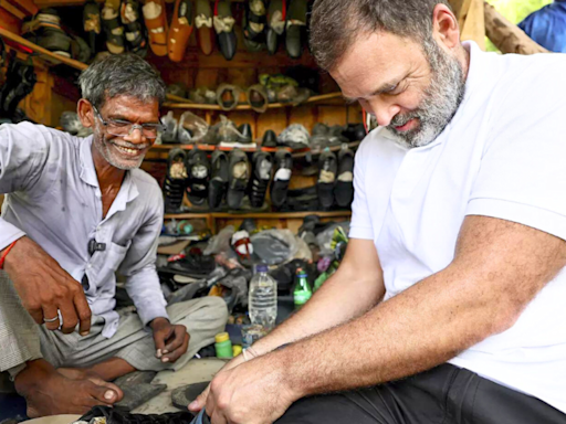 UP cobbler rejects Rs 2 lakh offer for 'chappals' stitched by Rahul Gandhi - The Economic Times