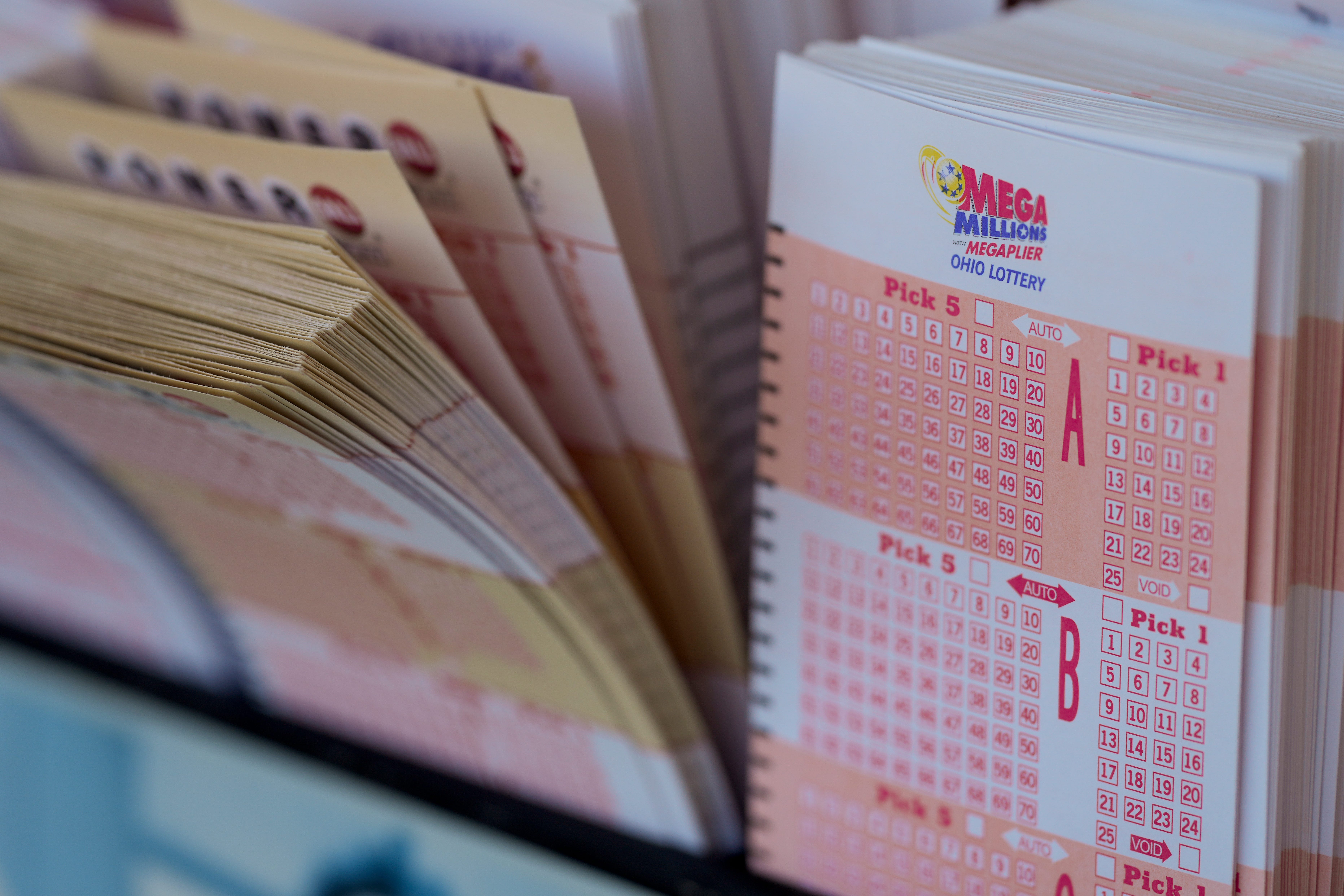 Ohio Lottery Powerball, Pick 3 Midday winning numbers for July 17, 2024