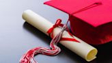 197 students graduate from University Honors Program