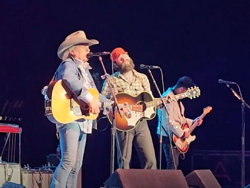 See Post Malone Join Dwight Yoakam for a Bunch of Songs at Los Angeles Concert