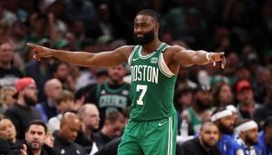 Former Celtics, Boston sports legends react to Banner 18