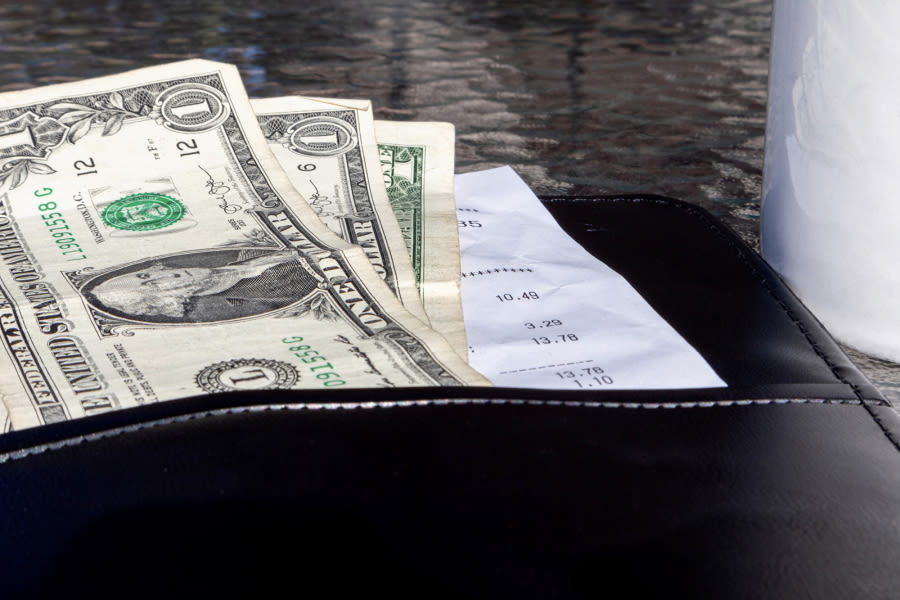 35 percent of Americans say tipping out of control