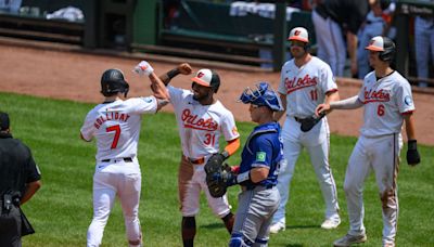 Deadspin | MLB roundup: O s get slam from Jackson Holliday, beat Jays