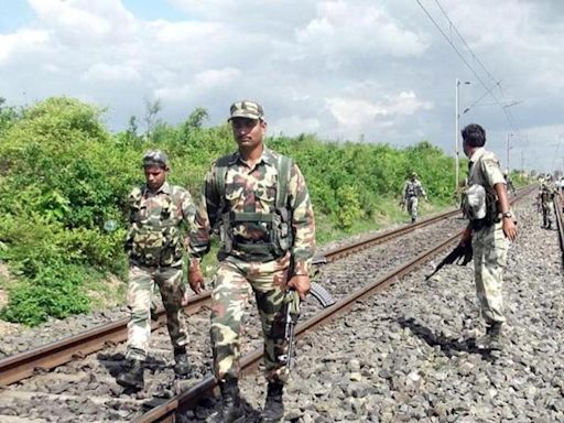 Indebted Gujarat labourers held for attempting to derail train to rob passengers