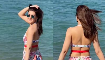 Sexy Video! Kriti Sanon Flaunts Hot Beach Body As She Holidays With Kabir Bahia in Greece; Watch - News18