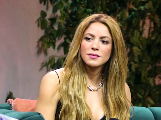 Padre de Shakira es hospitalizado de emergencia por un cuadro de neumonía; la cantante viajó a Colombia - El Diario NY