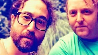 Los hijos de Paul McCartney y John Lennon publican una canción juntos y así puedes intentar salir en el videoclip