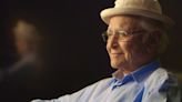 Paying Tribute To Norman Lear: Broadcast Nets Simulcast In Memoriam Card – Update