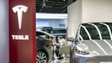 Tesla’s 11-Day Winning Run Prompts a Valuation Reality Check