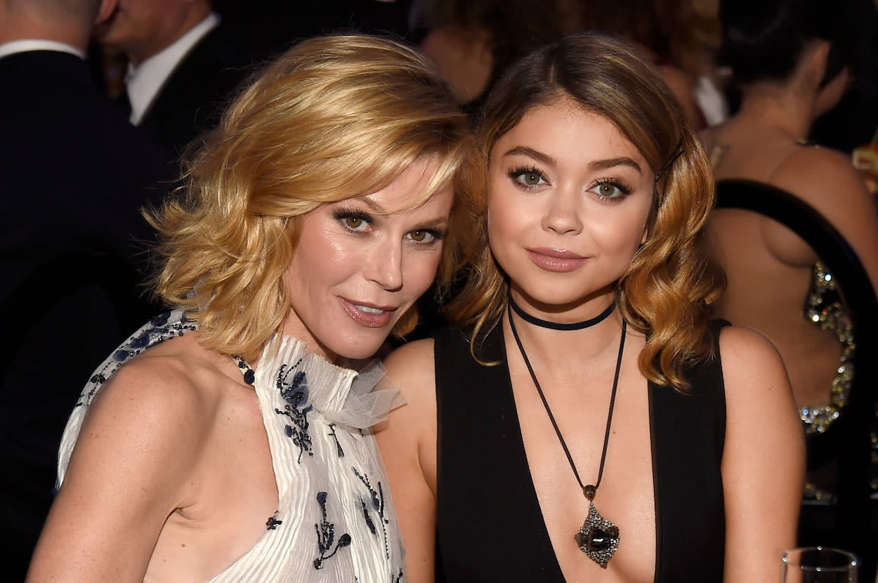 Julie Bowen Reflected On Helping Sarah Hyland Leave An Abusive Relationship