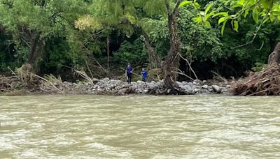 Joven sale a pescar y muere ahogado en el río