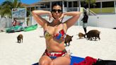 Kourtney Kardashian faz pose de biquíni ao comemorar chegada dos 45 anos