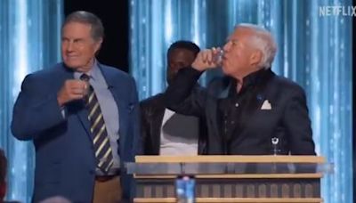 Robert Kraft, Bill Belichick appear to bury Patriots hatchet with awkward toast at Tom Brady roast