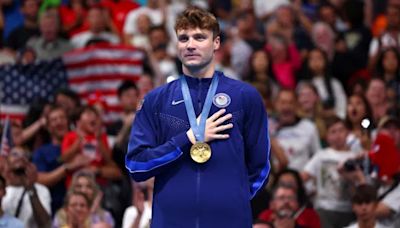 Bobby Finke: Age, Medals & Who Are His Parents?