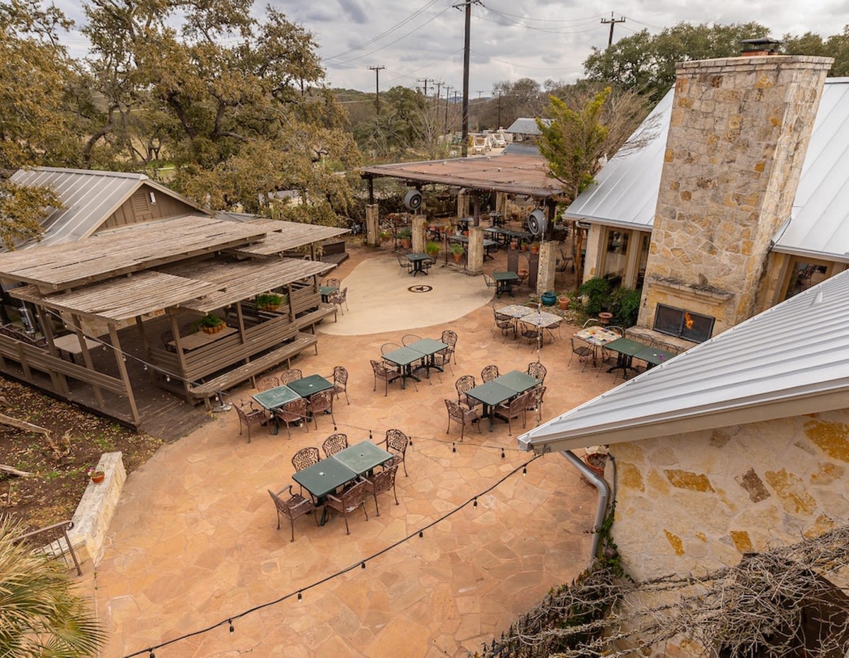 San Antonio's Los Barrios restaurant group closing La Hacienda Scenic Loop