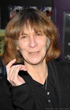 Amanda Plummer