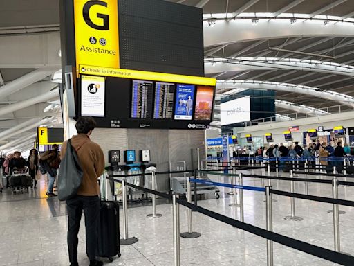 London travel news LIVE: Heathrow Airport chaos as train services cancelled until end of day