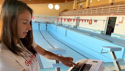 La concejala de Deportes reduce a 'incidencia administrativa' la denuncia del PSOE sobre las altas de los empleados de las piscinas de verano de Ponferrada