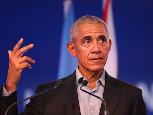 Obama cree que Biden debe "reconsiderar seriamente" el futuro de su candidatura