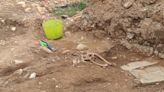 Las exhumaciones continuarán en el cementerio del Carmen hasta retirar todos los restos