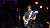 John Oates’ ‘Reunion’ album has nothing to do with Daryl Hall