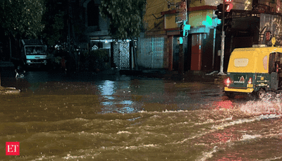 Delhi schools shut amid heavy rain: Red alert issued by Meteorological department - The Economic Times