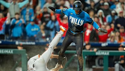 Miscues loom large in SF Giants’ series-opening loss to Phillies