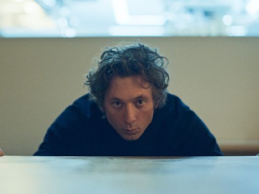 ‘The Bear’ Star Jeremy Allen White Explains Season 3’s Stunning First Episode