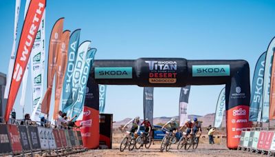 Doble éxito para Sergio Mantecón, etapa y maillot rojo en la Skoda Titan Desert