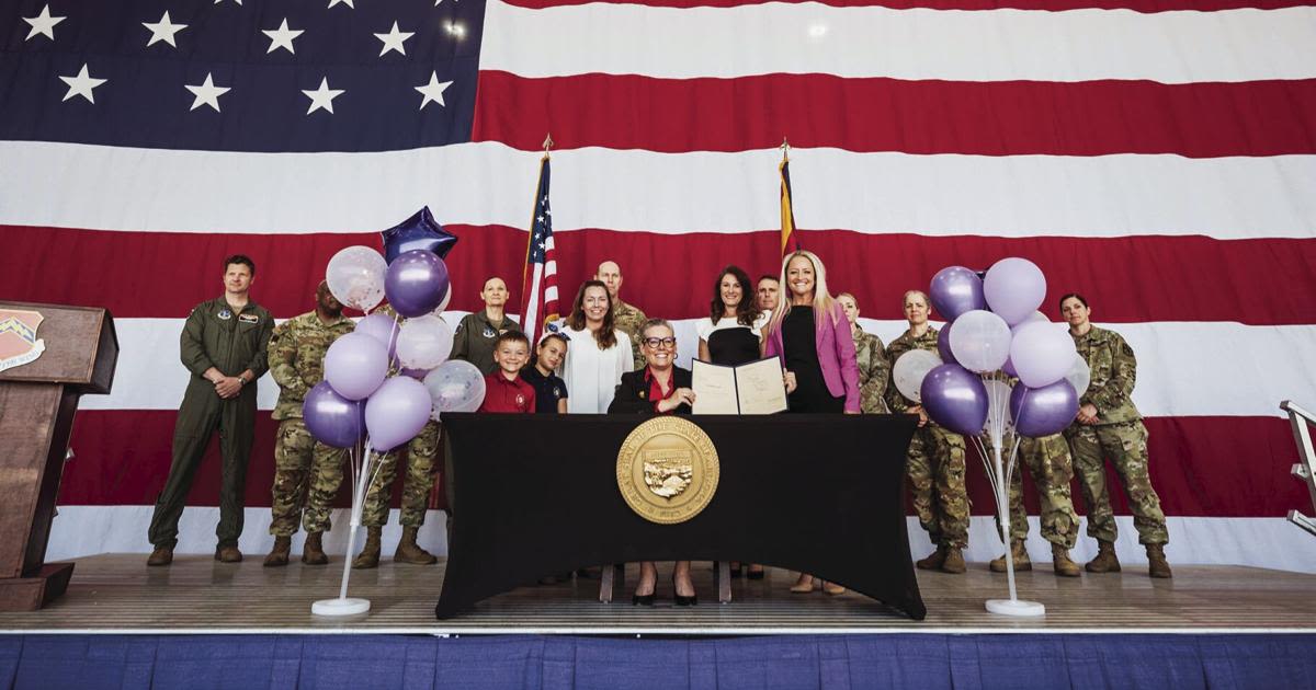 Special Visit: Gov. Hobbs visits Luke AFB to support military children