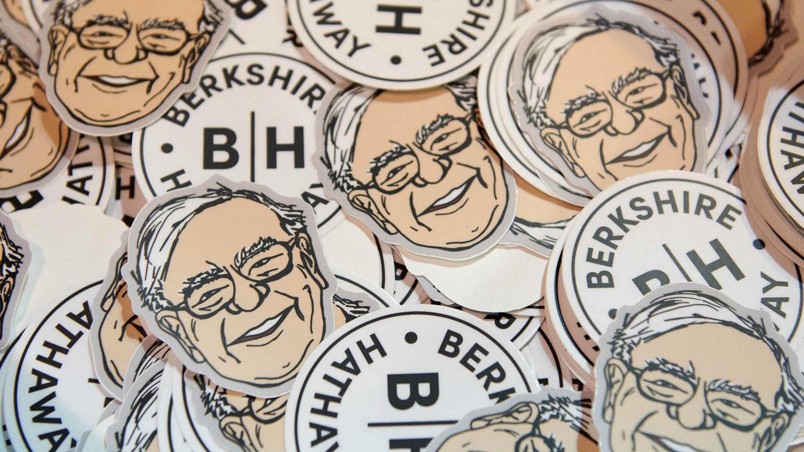Buffett's 2024 Investment Wisdom: Psychology Matters As Much As Financials