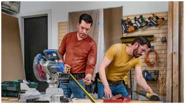 Property Brothers: Forever Home Season 8 Streaming: Watch & Stream Online via HBO Max