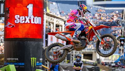 Chase Sexton wins the 2024 Supercross season finale; Jett Lawrence crowned champion