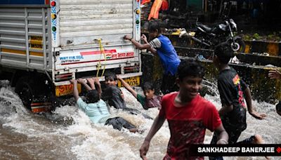 Mumbai Rains Live Updates: Parts of city record over 200 mm of rainfall; Navi Mumbai sounds high tide alert