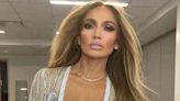 Jennifer Lopez mantém aliança de casamento com Ben Affleck