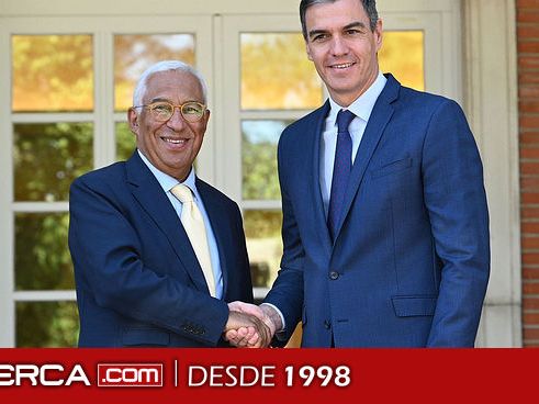 Pedro Sánchez recibe a António Costa, presidente electo del Consejo Europeo