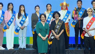 穿綠衣為「巴黎文化奧運」團隊綬帶 蕭美琴曝意涵：襯托藝術花朵